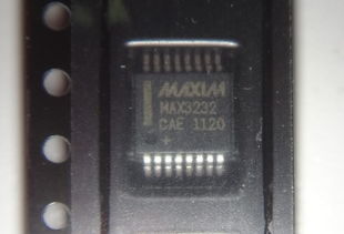 MAX3232CAE RS232接口驅動IC詳解 性能與接口獨立剖析